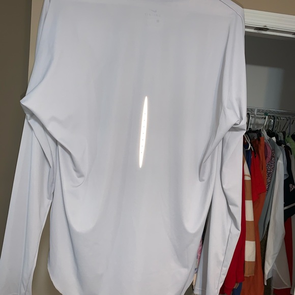 Nike City Sleek Shirts! - Picture 2 of 8
